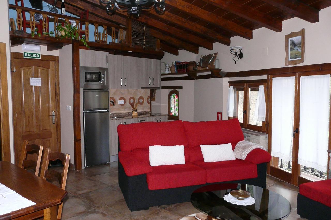 Apartamentos La Condesa Valmeo Buitenkant foto