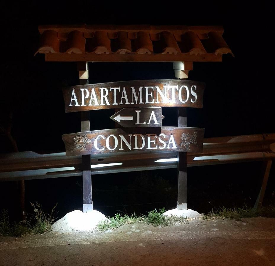 Apartamentos La Condesa Valmeo Buitenkant foto